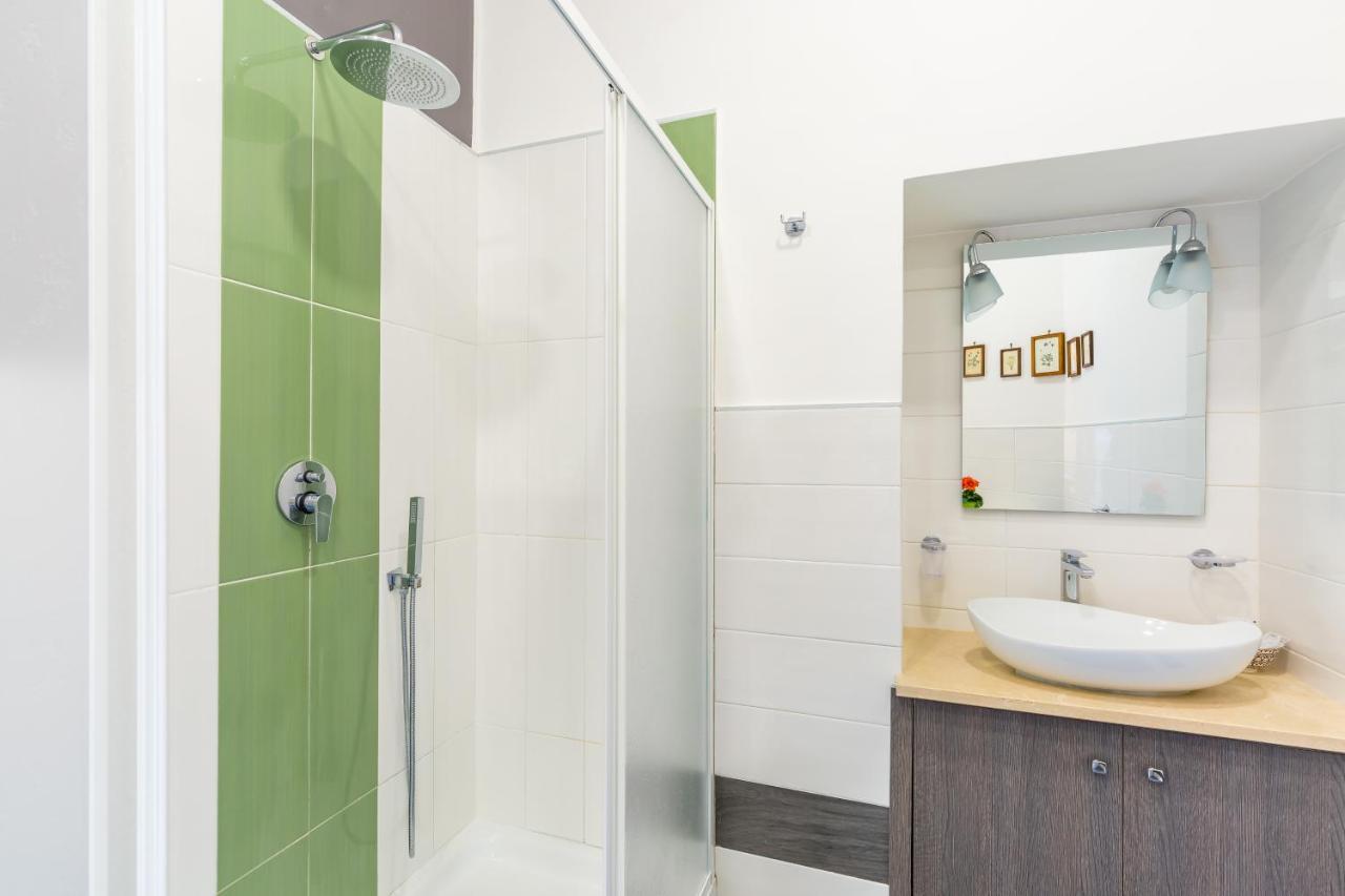 Gelso Complex Studios And Flat By Napoliapartments Exterior foto