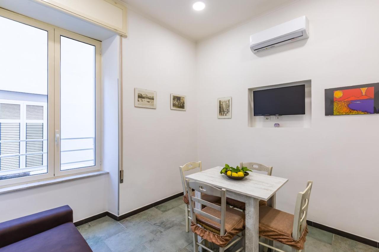 Gelso Complex Studios And Flat By Napoliapartments Exterior foto
