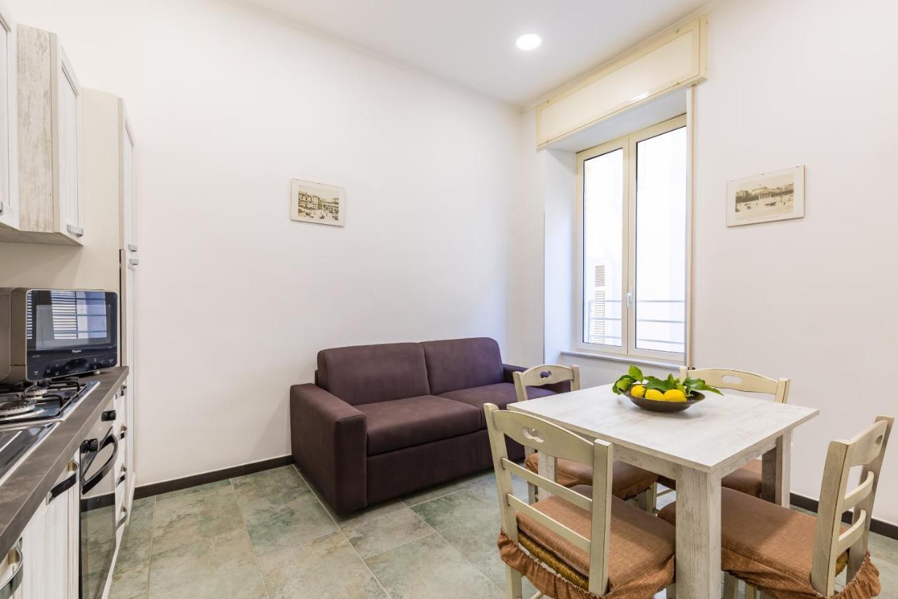 Gelso Complex Studios And Flat By Napoliapartments Exterior foto